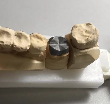 ISO FDA CE 歯科メタルポストとコア・クラウン PFM