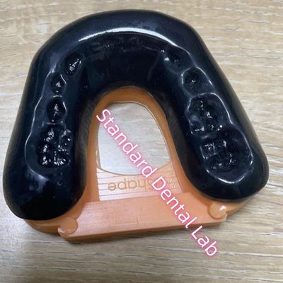 名前